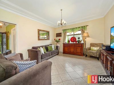 72 hill end road, Doonside