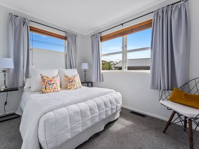 631 Beach Road, Rothesay Bay