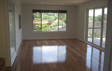 16 Queens Court, Berwick
