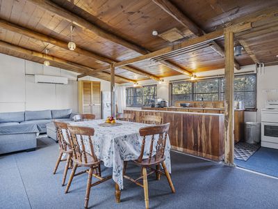 654 Abels Bay Road, Eggs And Bacon Bay