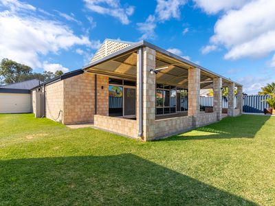 42 Achiever Avenue, Port Kennedy