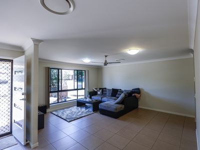 2 / 18 Thurston Drive, Moranbah