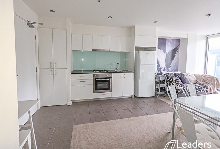 2603 / 8 EXPLORATION LANE, Melbourne