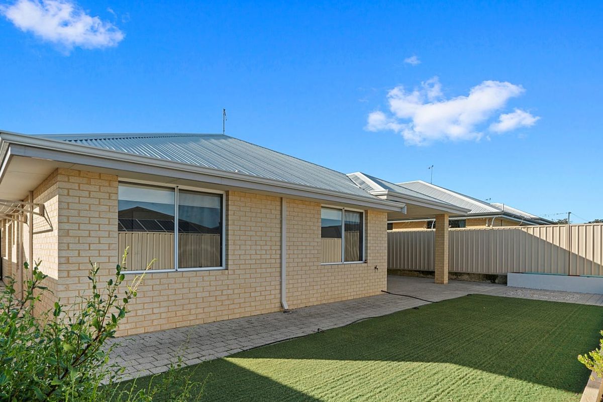 21 Pinelle Parkway, Aubin Grove