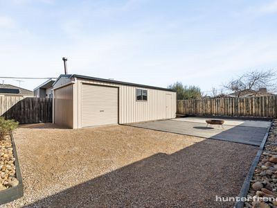16 Gibson Court, Altona Meadows