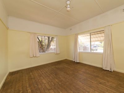 11 Tink Avenue, Dubbo