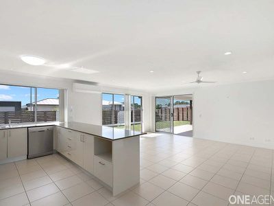 6 Evans Road, Urraween