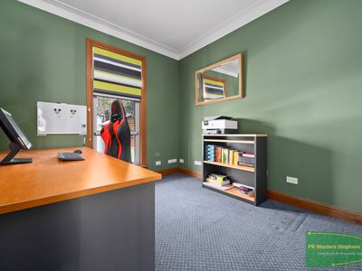 1249 Ganbenang Road, Lowther