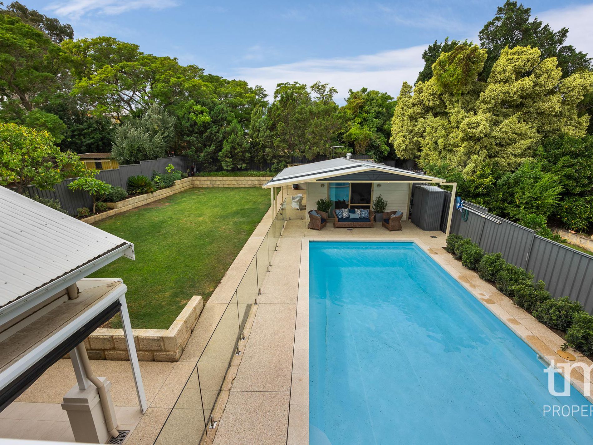 16 Baird Avenue, Nedlands