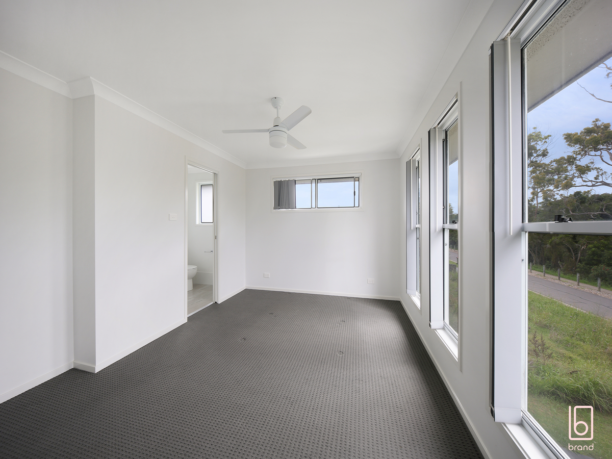 15 Stanhope Crescent, Wadalba