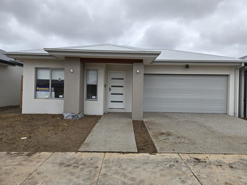 13 Nia Road, Tarneit