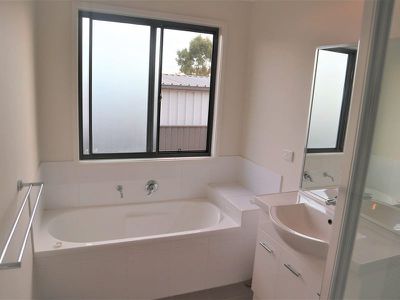 8 Crown Court, Kingaroy