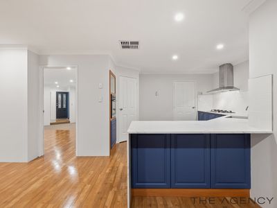 30 Kingsland Loop, Canning Vale