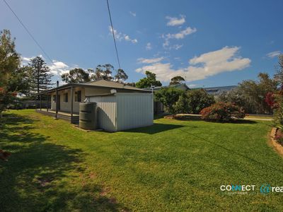 19 Lyall Street, Tooradin