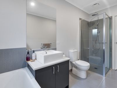 11 Hythe Place, Mickleham