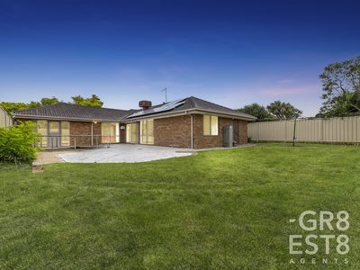 126 Strathaird Drive, Narre Warren South