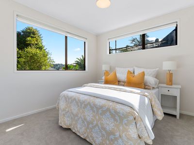 56 Pemberton Avenue, Bayview