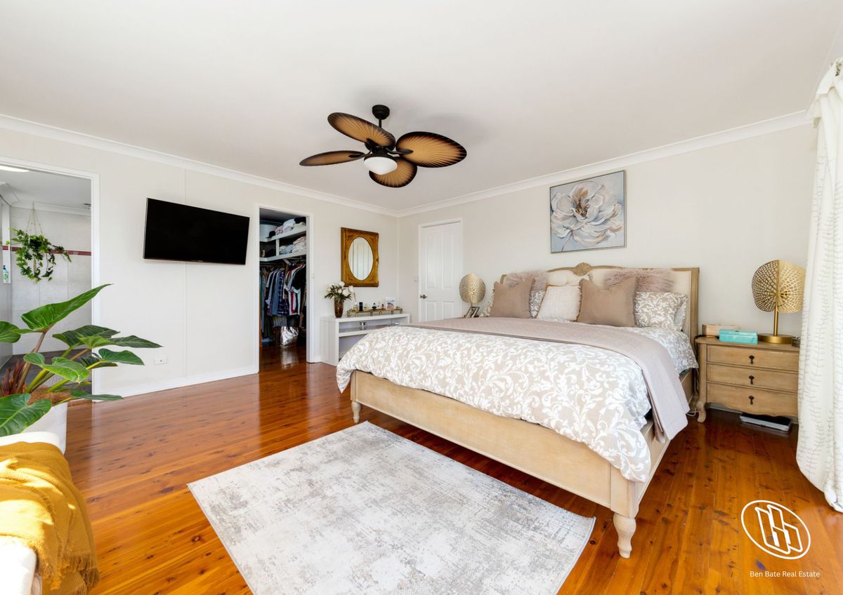 11 Hillcrest Avenue, North Narooma
