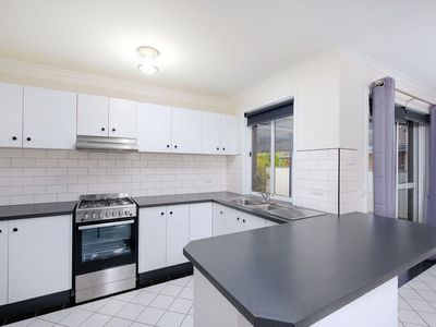 3 / 11 AZURE DRIVE, Wodonga