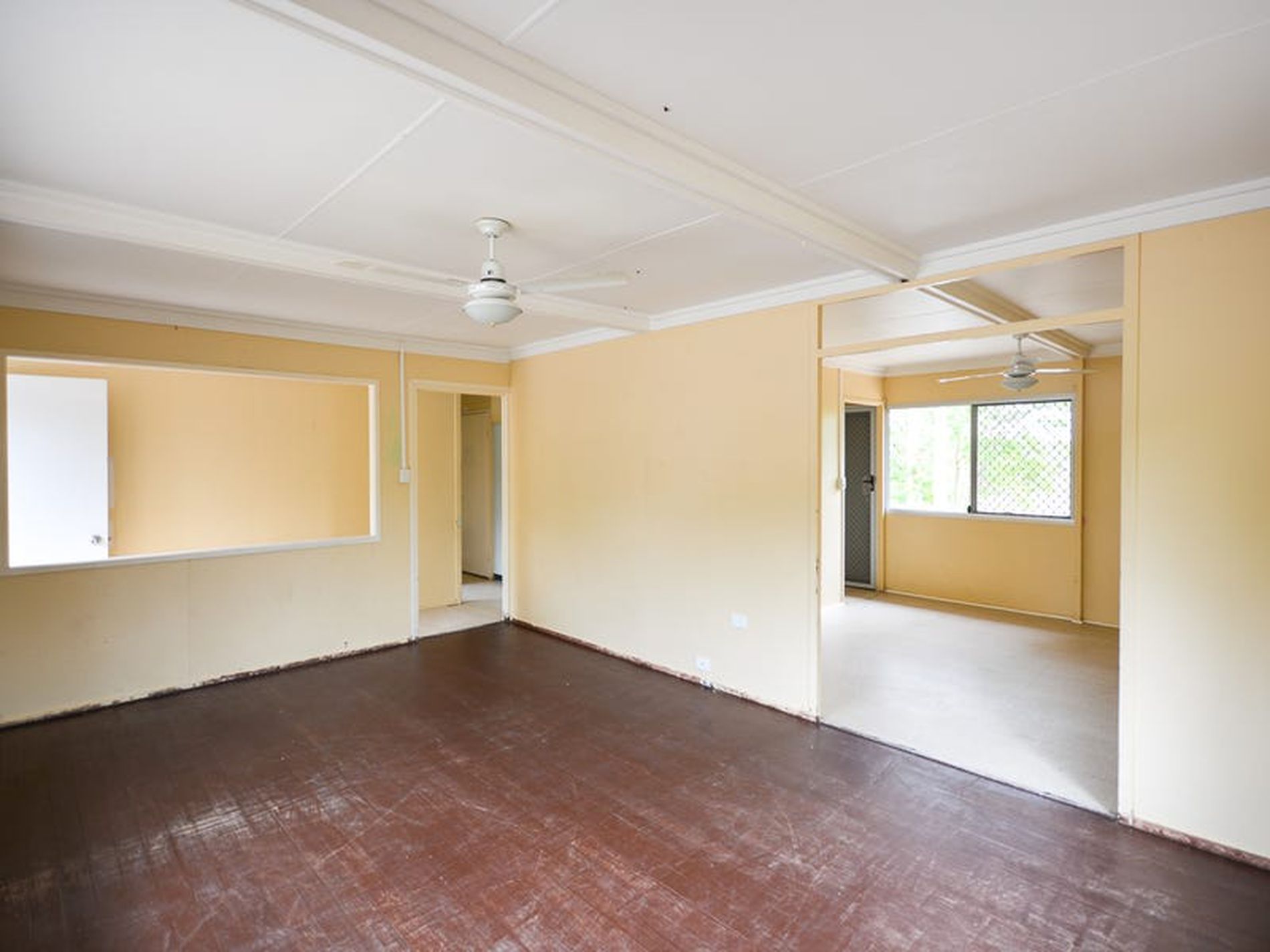 81 Redbank Plains Road, Goodna