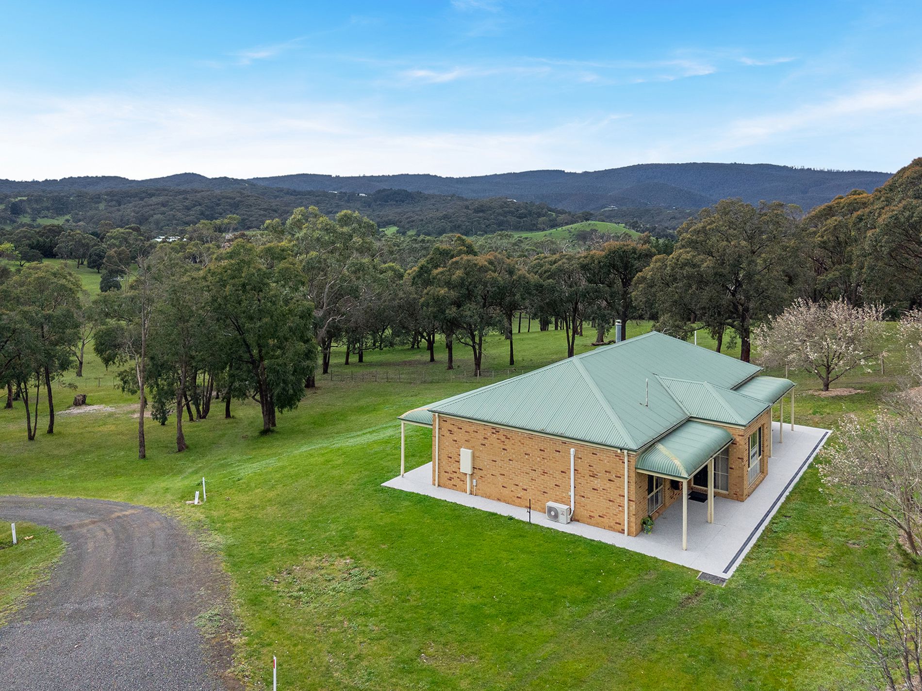 35 Plenty Valley Rise, Eden Park