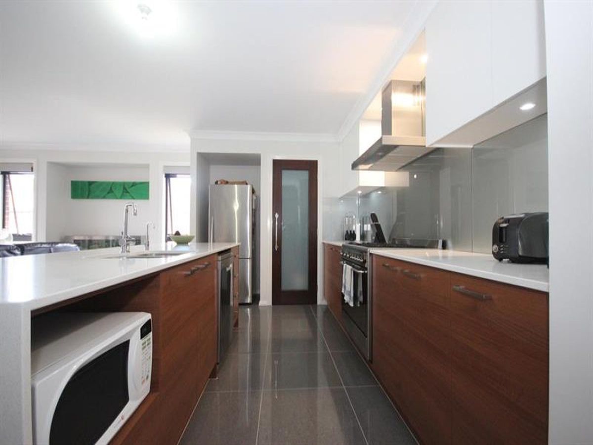 18 Matilda Avenue, Tanilba Bay, Tanilba Bay - Thumbnail 3