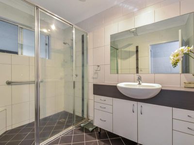 35 Bridgemary Cres, Girraween