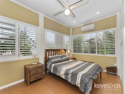 4 Sixth Avenue, South Townsville