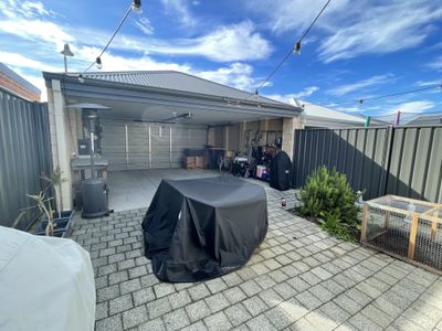 323 Grandis Boulevard, Banksia Grove