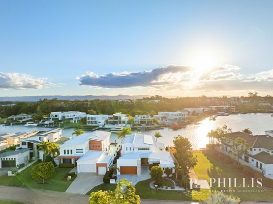 2030 The Circle, Sanctuary Cove