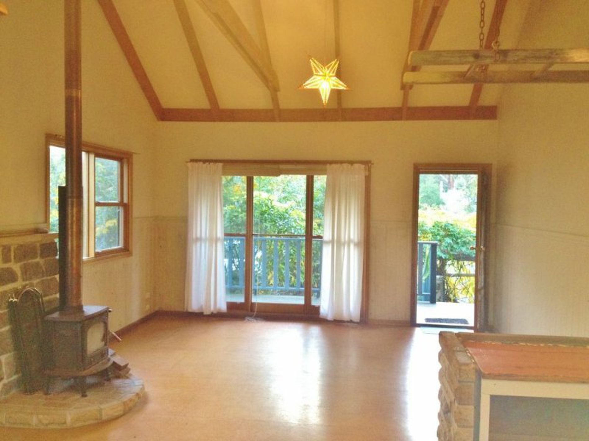 18A River Road, Lake Tabourie