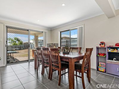 25 Morgan Circuit, Urraween
