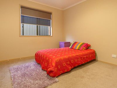 27 LIGHTWOOD DRIVE, Wodonga