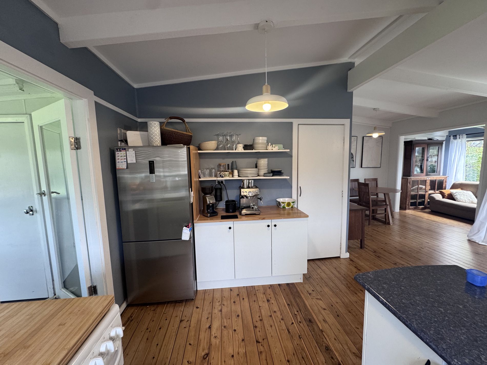 36 Alma Avenue, Fishermans Paradise