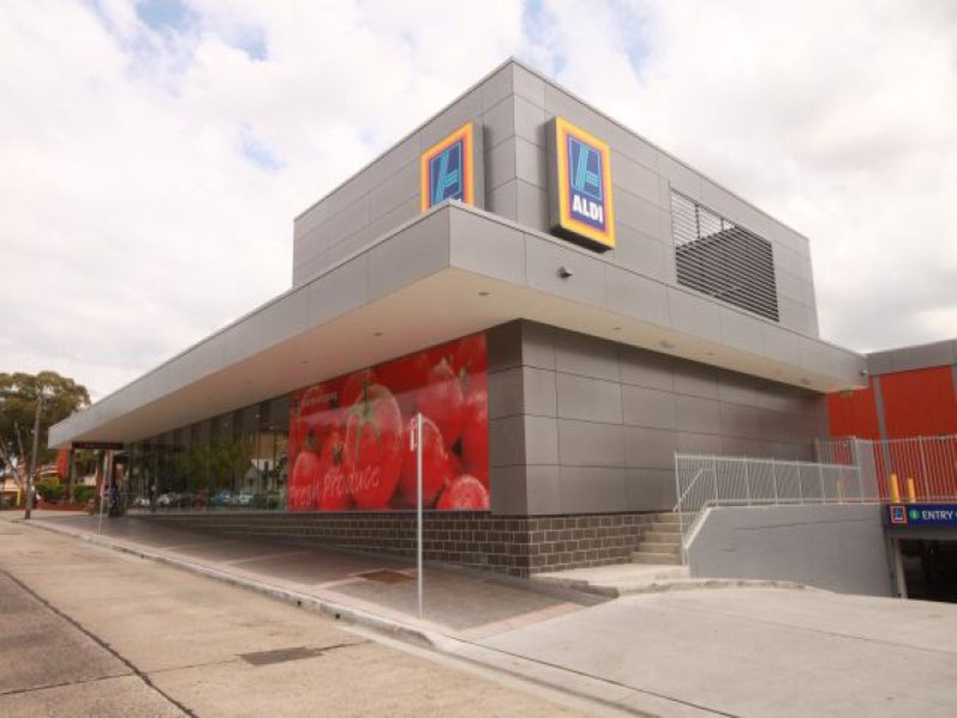 1 / 180 Haldon Street, Lakemba