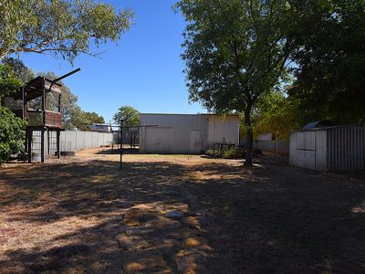 145 Wren Street, Longreach