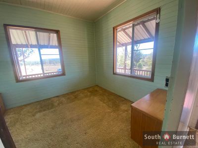 327 East Nanango Grindstone Road, Glan Devon