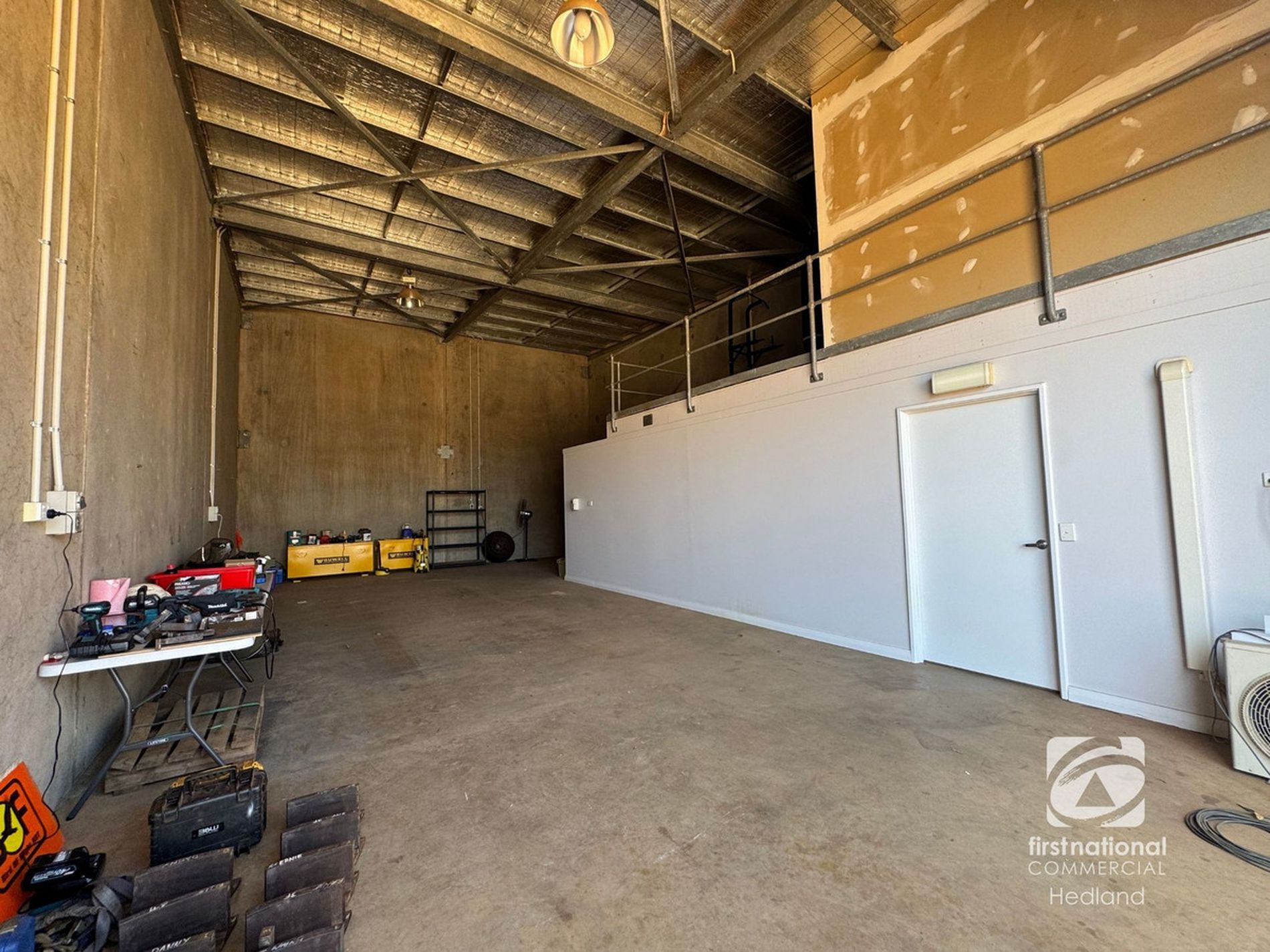 6 / 37 Steel Loop, Wedgefield