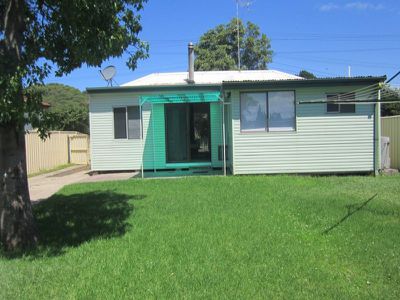 8 Lakeview Parade, Primbee