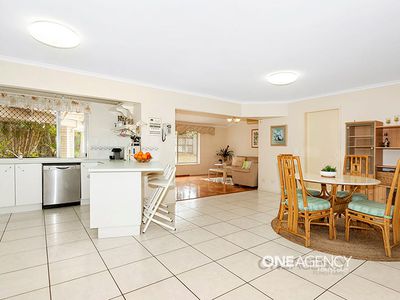 2 Greenstead Way, Forest Lake