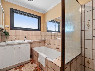 2 / 29 Wyong Court, Patterson Lakes
