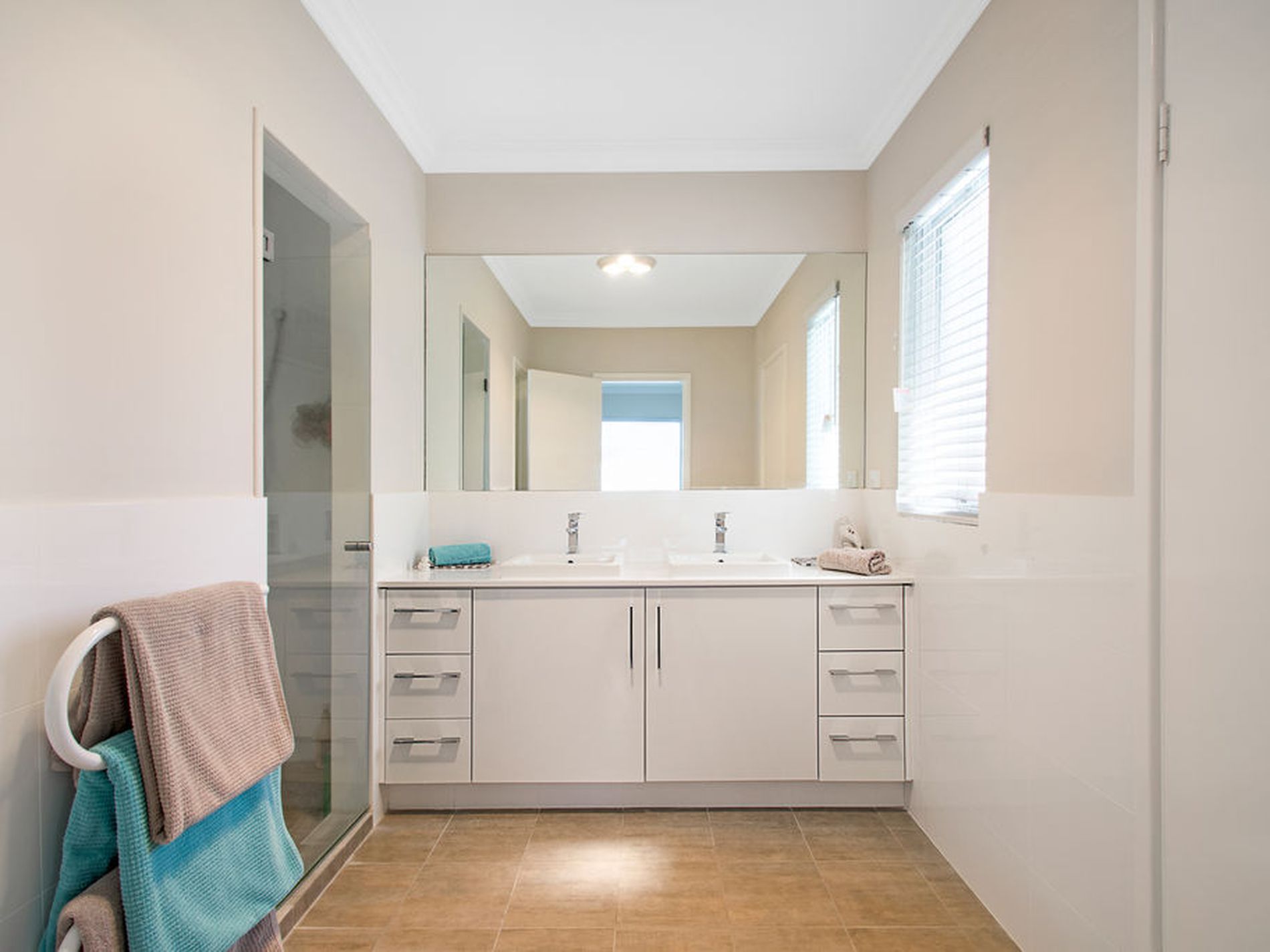 15 Seaside Avenue, Yanchep