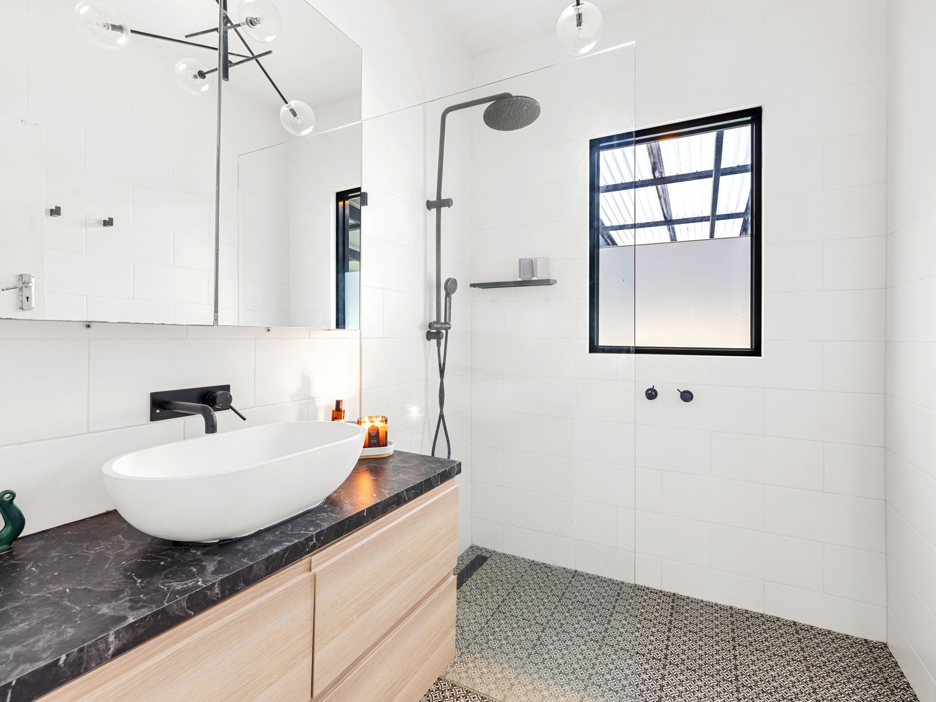 17 Tudor Road, Sunshine North