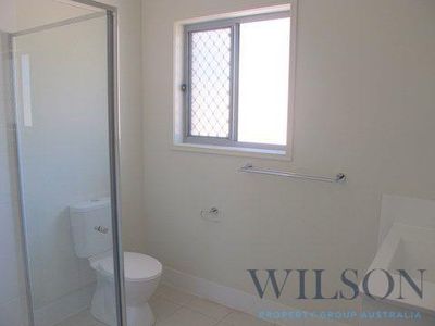 21 Hilltop Terrace, Springfield Lakes
