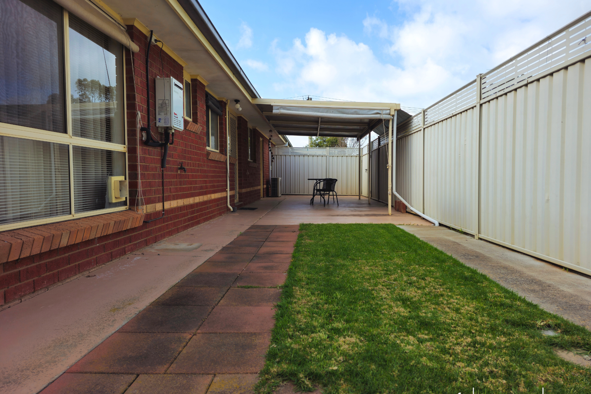 2 / 9 Nihill Street, Tongala