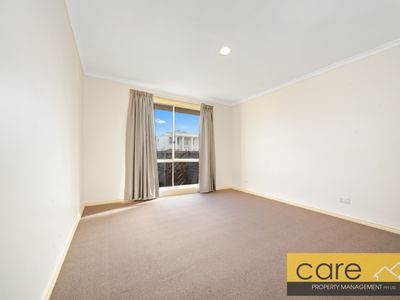 1 / 9 Royal Avenue, Springvale