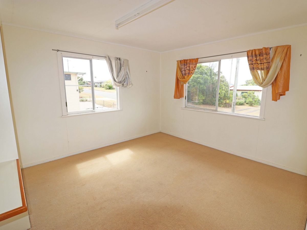 14 Azalea Street, Atherton