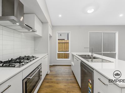 6 Toscana Road, Clyde