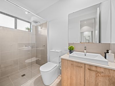 28 Arrowsmith Loop, South Guildford