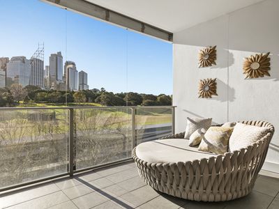 76 / 68 Sir John Young Crescent, Woolloomooloo